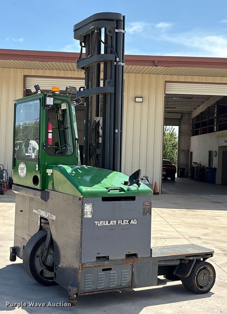 image for item EU0007 CombiLift C6000ET forklift