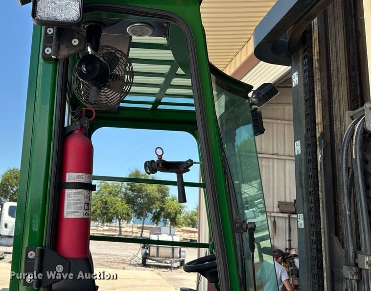 image for item EU0007 CombiLift C6000ET forklift