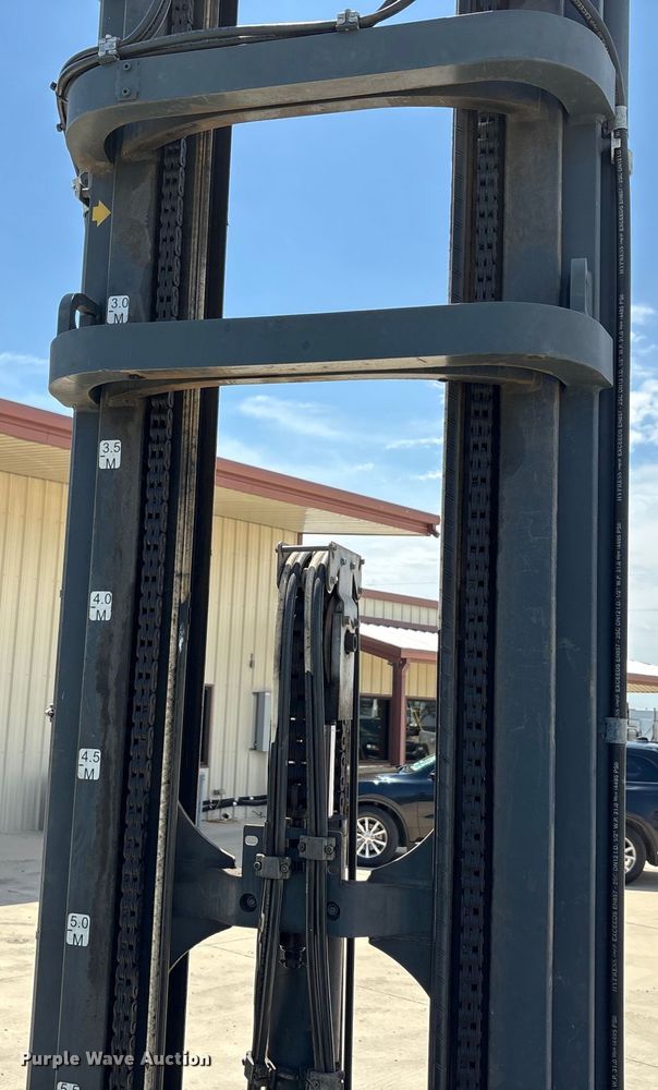 image for item EU0007 CombiLift C6000ET forklift