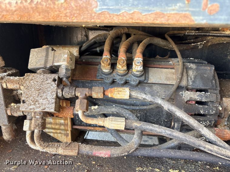 image for item EU0007 CombiLift C6000ET forklift