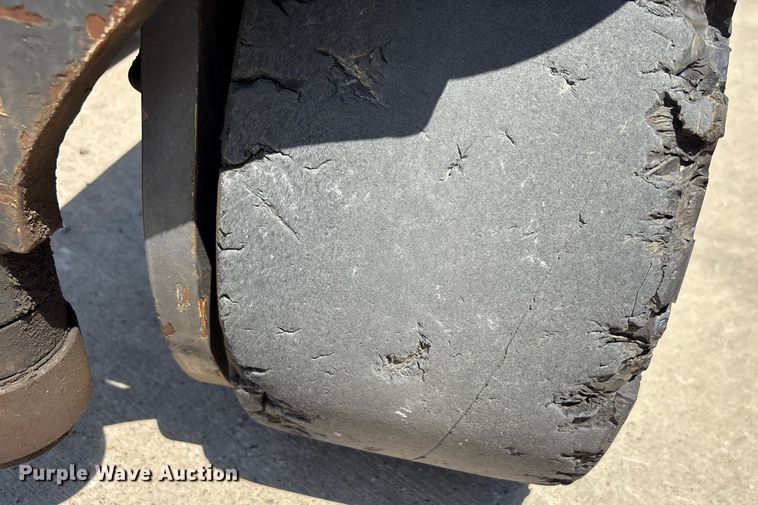 image for item EU0007 CombiLift C6000ET forklift