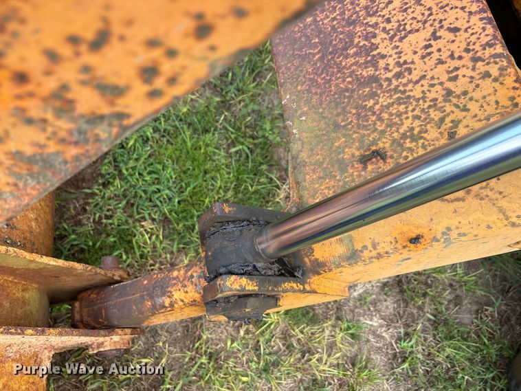 image for item EU0012 1977 Case 580C backhoe