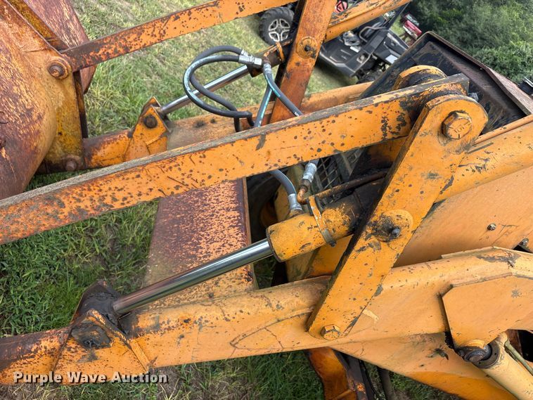 image for item EU0012 1977 Case 580C backhoe