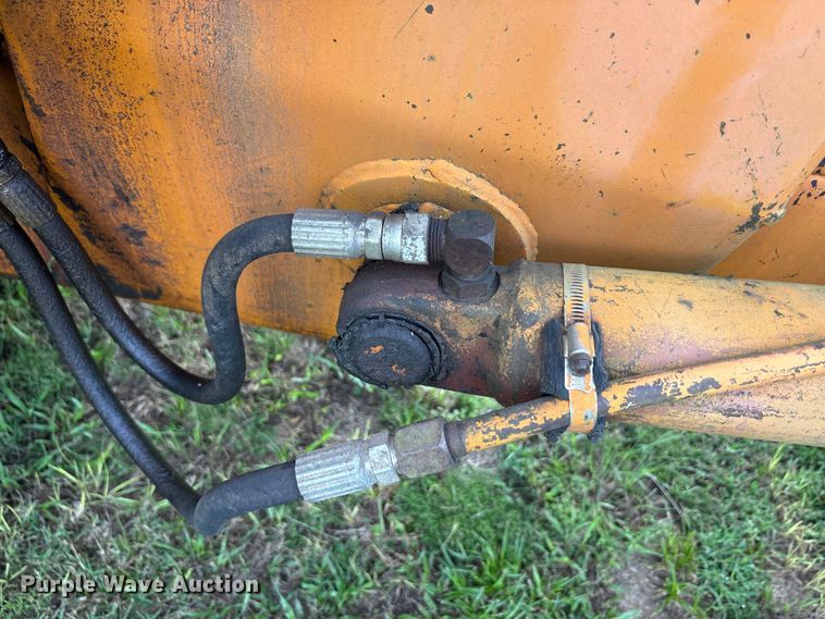 image for item EU0012 1977 Case 580C backhoe