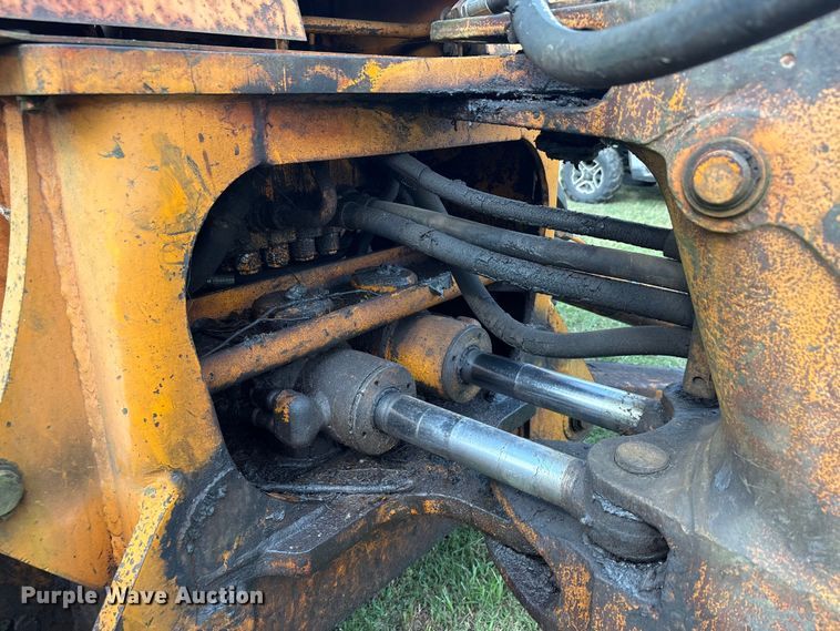 image for item EU0012 1977 Case 580C backhoe