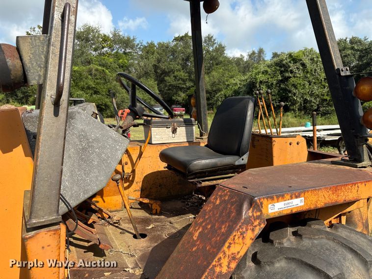 image for item EU0012 1977 Case 580C backhoe