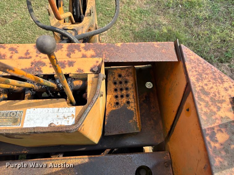 image for item EU0012 1977 Case 580C backhoe