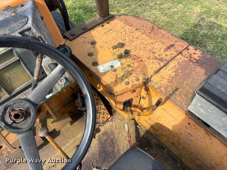 image for item EU0012 1977 Case 580C backhoe