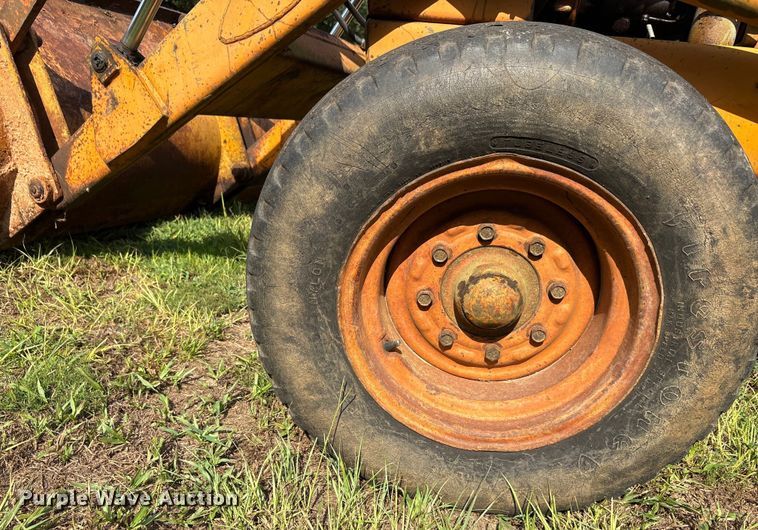 image for item EU0012 1977 Case 580C backhoe