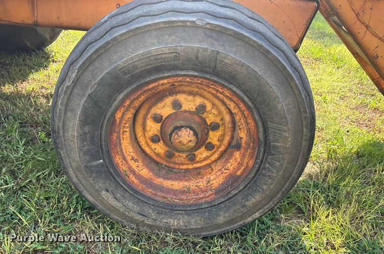 image for item EU0012 1977 Case 580C backhoe