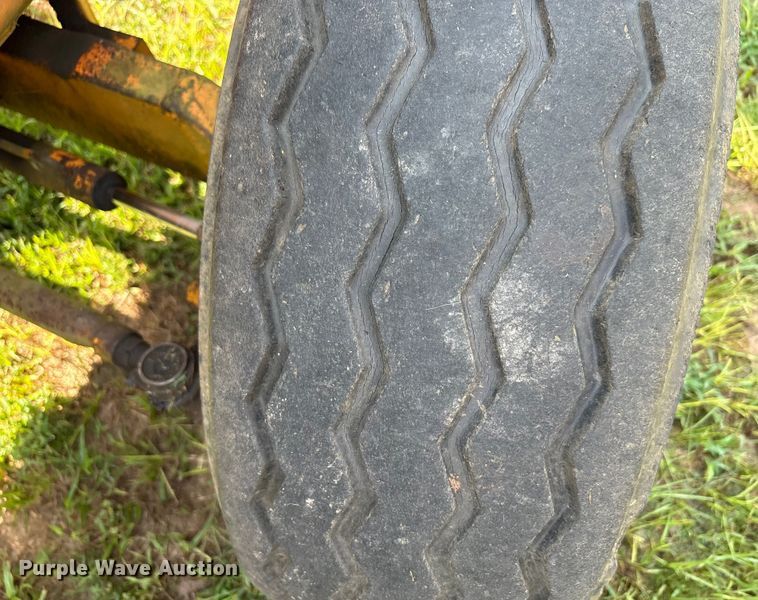 image for item EU0012 1977 Case 580C backhoe