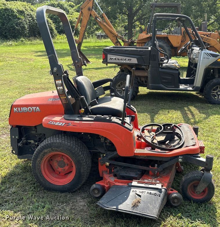 image for item EU0014 Kubota ZD221 ZTR lawn mower