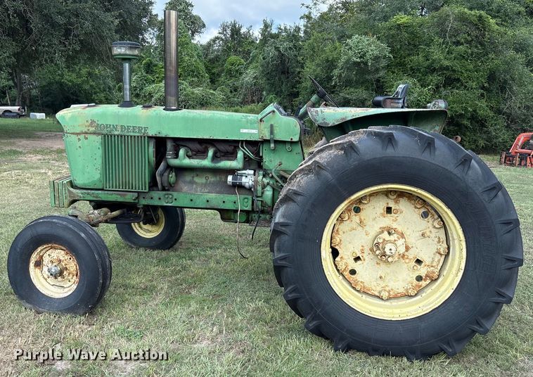 image for item EU0015 1966 John Deere 4020 tractor