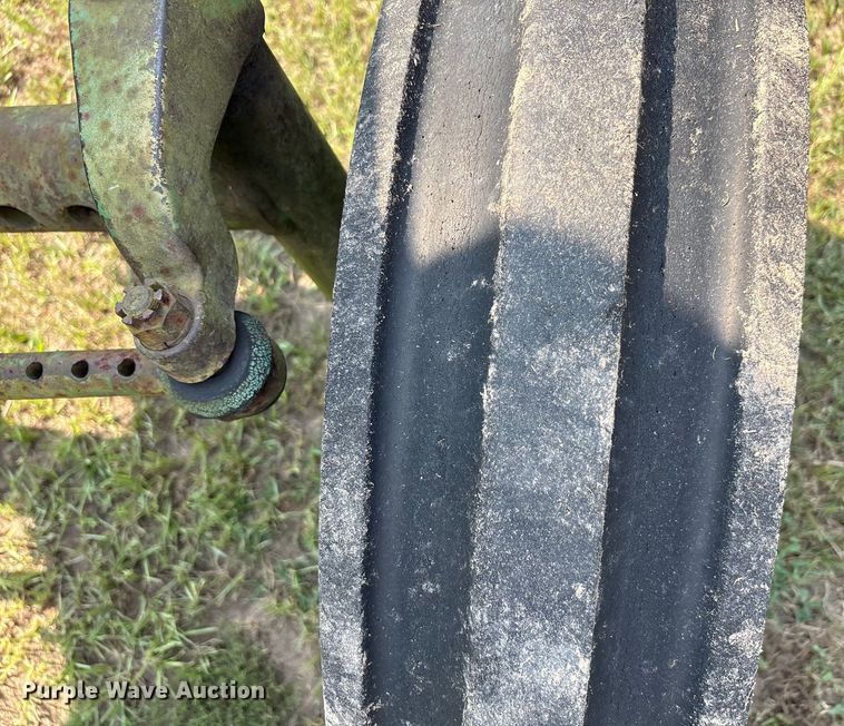 image for item EU0015 1966 John Deere 4020 tractor