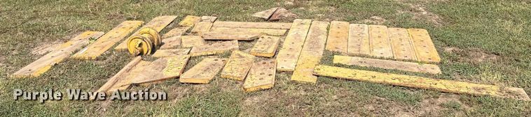 image for item EU0016 Dozer attachments