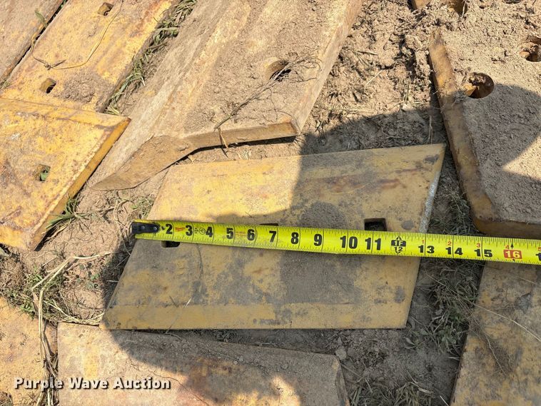 image for item EU0016 Dozer attachments