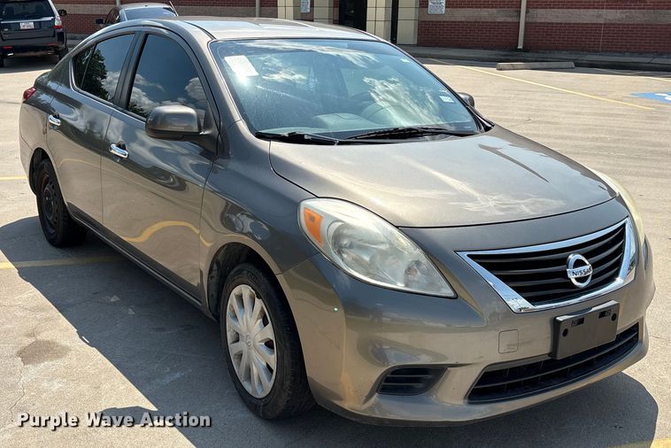 image for item EU0017 2012 Nissan Versa 