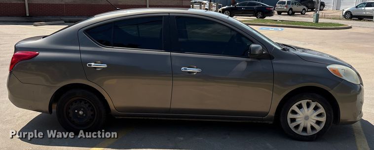 image for item EU0017 2012 Nissan Versa 