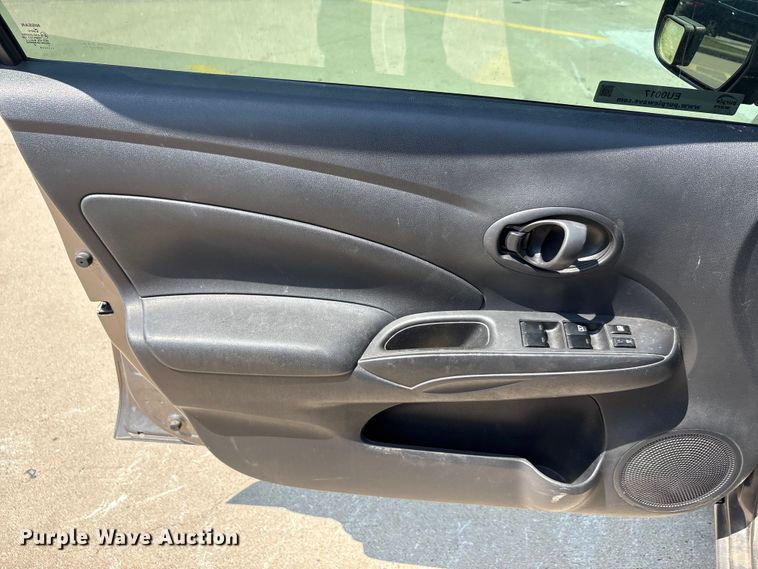 image for item EU0017 2012 Nissan Versa 