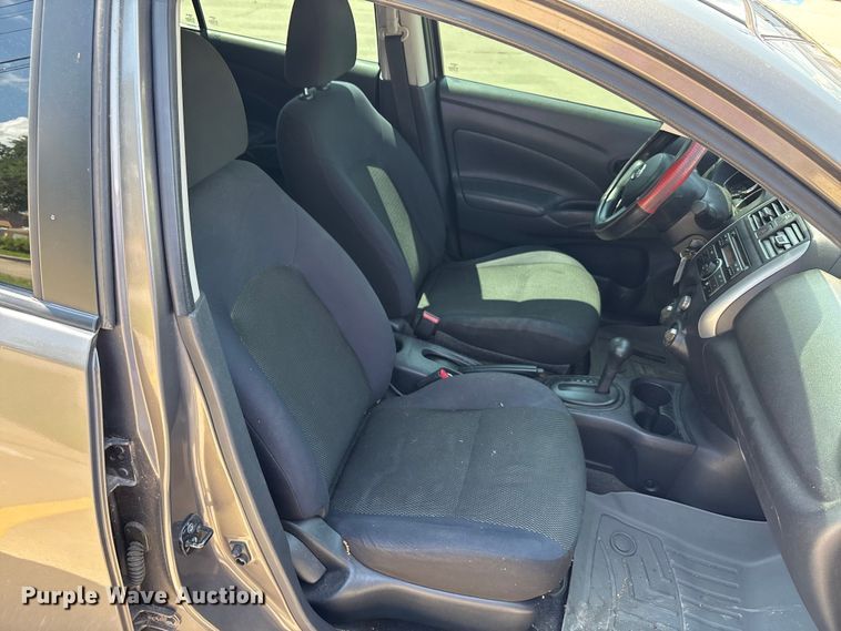 image for item EU0017 2012 Nissan Versa 