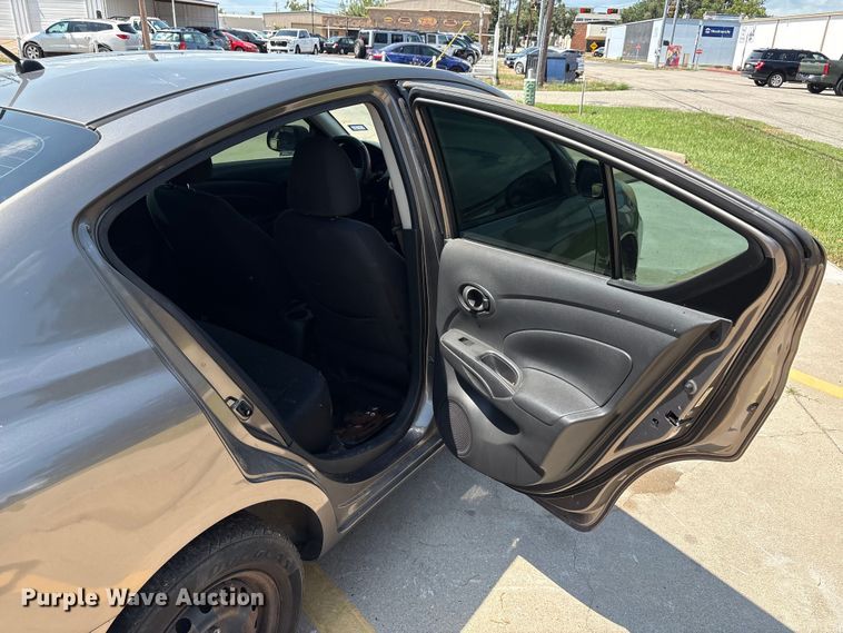 image for item EU0017 2012 Nissan Versa 