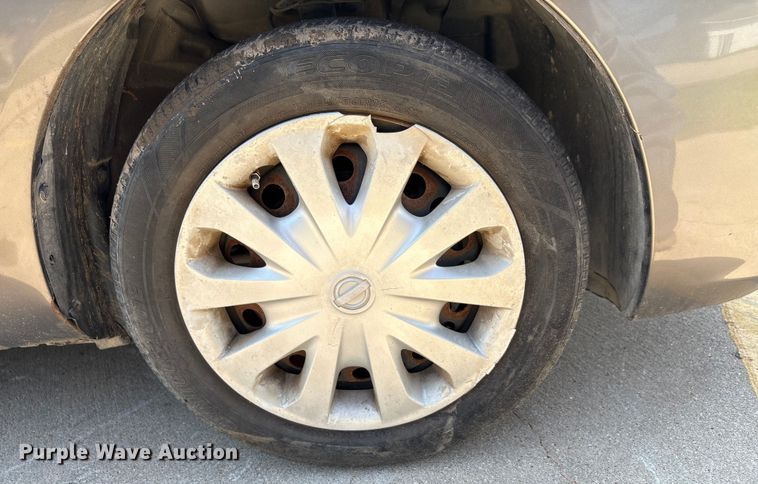 image for item EU0017 2012 Nissan Versa 