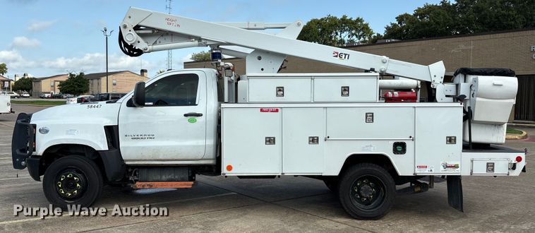 image for item EU0018 2019 Chevrolet Silverado 6500HD bucket truck