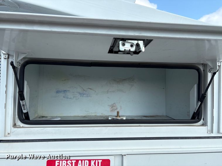 image for item EU0018 2019 Chevrolet Silverado 6500HD bucket truck