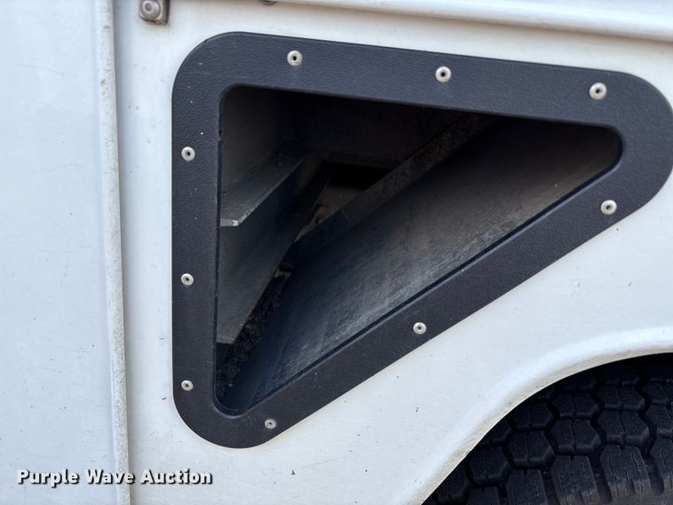 image for item EU0018 2019 Chevrolet Silverado 6500HD bucket truck