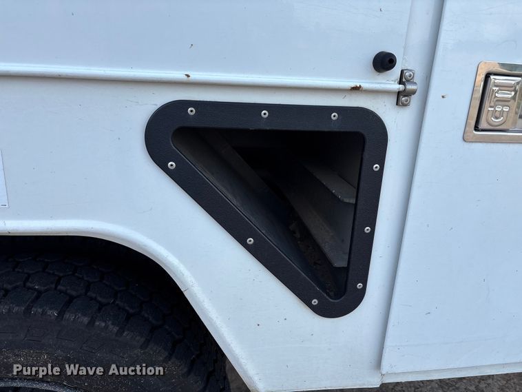 image for item EU0018 2019 Chevrolet Silverado 6500HD bucket truck