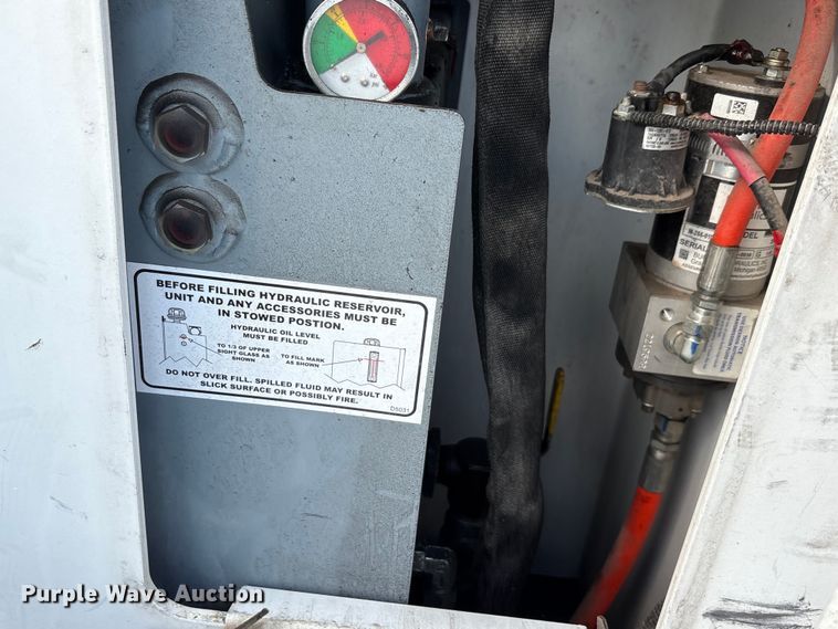 image for item EU0018 2019 Chevrolet Silverado 6500HD bucket truck