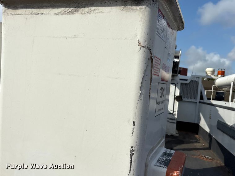 image for item EU0018 2019 Chevrolet Silverado 6500HD bucket truck