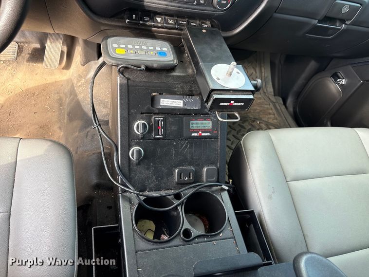 image for item EU0018 2019 Chevrolet Silverado 6500HD bucket truck