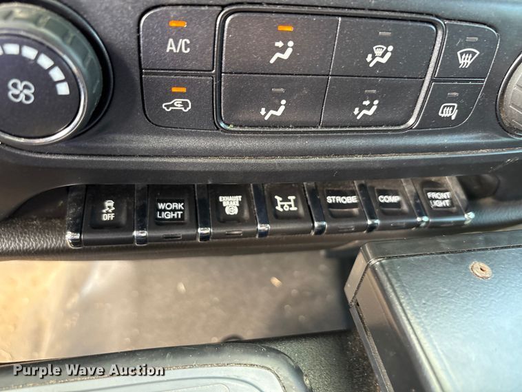 image for item EU0018 2019 Chevrolet Silverado 6500HD bucket truck