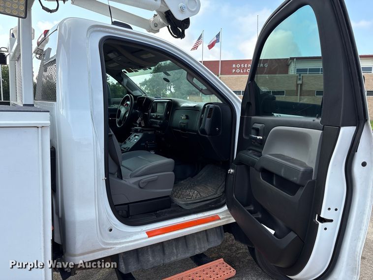 image for item EU0018 2019 Chevrolet Silverado 6500HD bucket truck