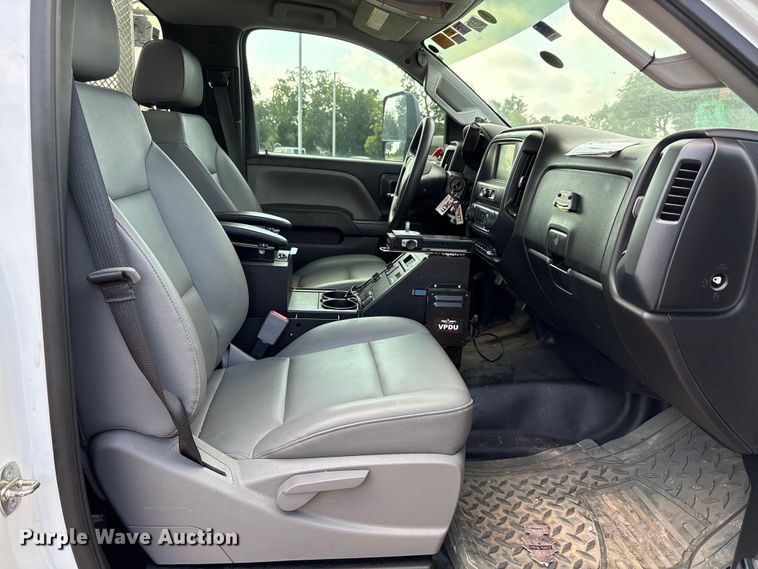 image for item EU0018 2019 Chevrolet Silverado 6500HD bucket truck