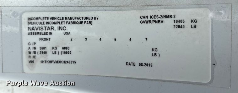 image for item EU0018 2019 Chevrolet Silverado 6500HD bucket truck