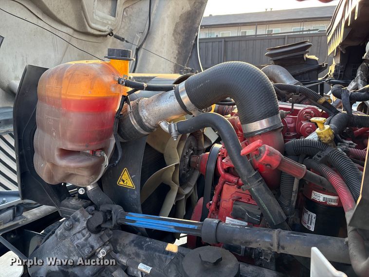 image for item EU0019 2019 International MA025 refrigerated truck