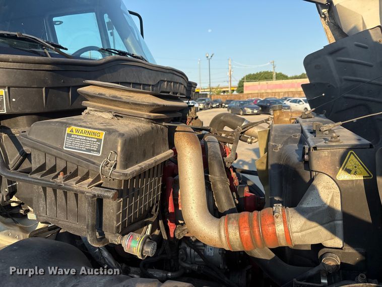 image for item EU0019 2019 International MA025 refrigerated truck