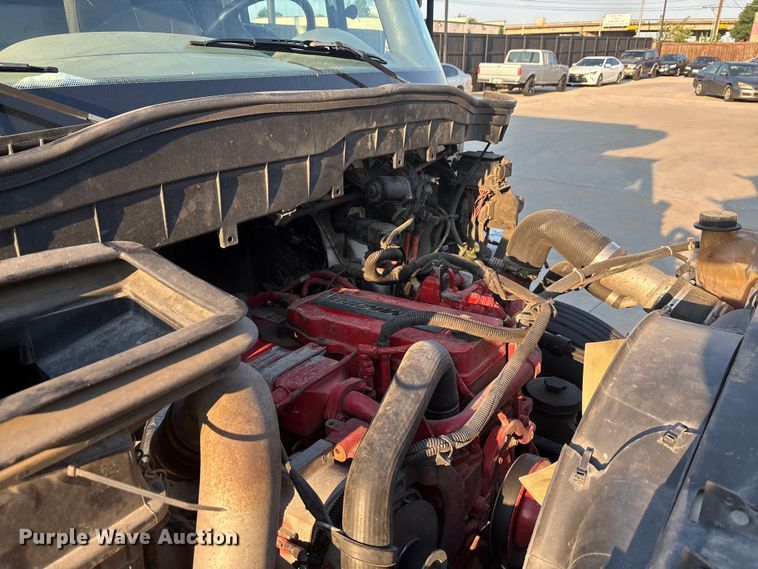 image for item EU0019 2019 International MA025 refrigerated truck