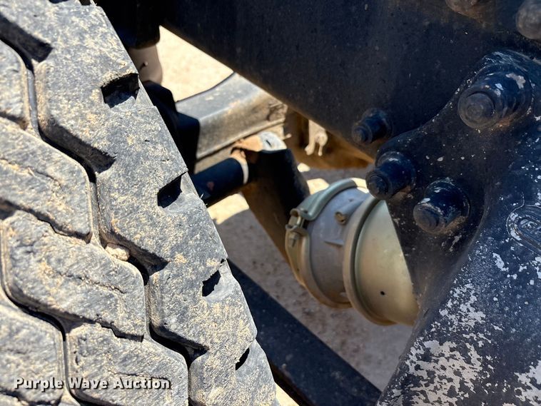 image for item EU0031 1992 Freightliner FLD semi truck