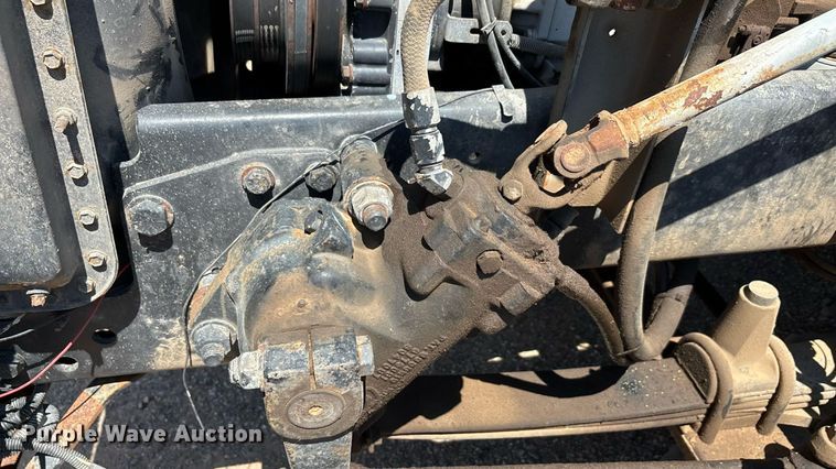 image for item EU0031 1992 Freightliner FLD semi truck