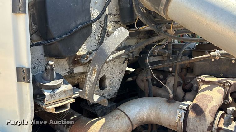 image for item EU0031 1992 Freightliner FLD semi truck