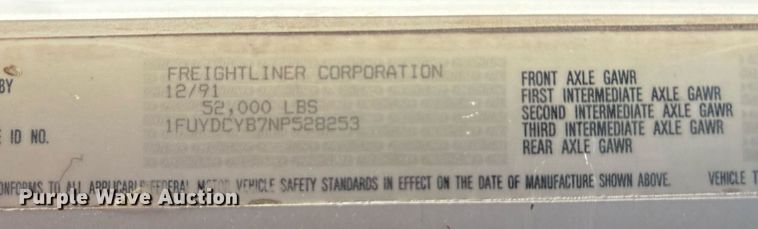 image for item EU0031 1992 Freightliner FLD semi truck