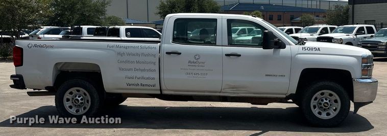 image for item EU0067 2015 Chevrolet Silverado 2500HD Crew Cab pickup truck