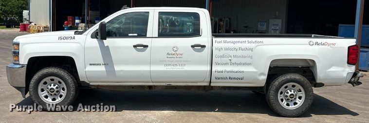 image for item EU0067 2015 Chevrolet Silverado 2500HD Crew Cab pickup truck