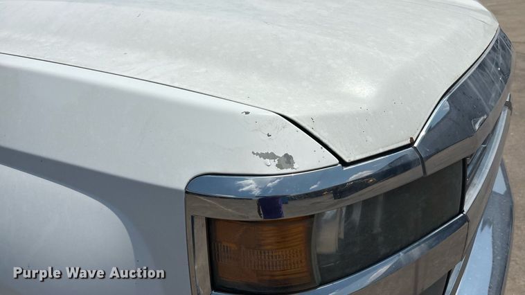 image for item EU0067 2015 Chevrolet Silverado 2500HD Crew Cab pickup truck