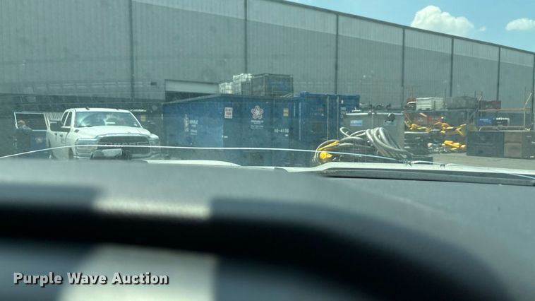 image for item EU0067 2015 Chevrolet Silverado 2500HD Crew Cab pickup truck