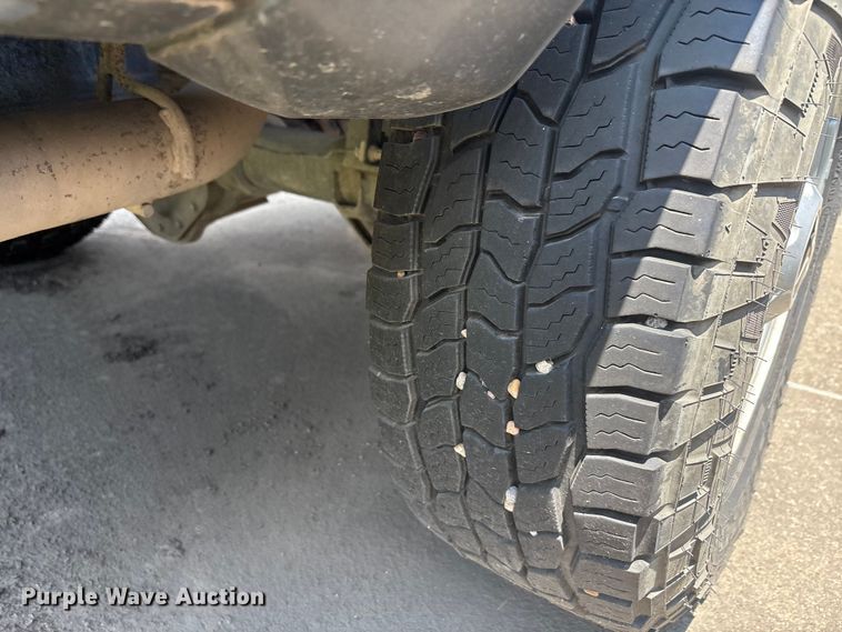 image for item EU0067 2015 Chevrolet Silverado 2500HD Crew Cab pickup truck