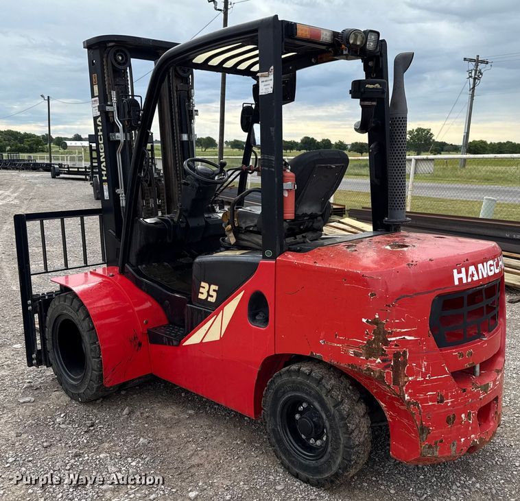 image for item EU2108 Hangcha CPCD35-XW97F forklift